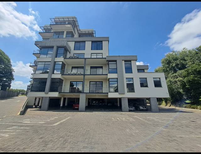 279M² OFFICE TO LET IN SANDHURST